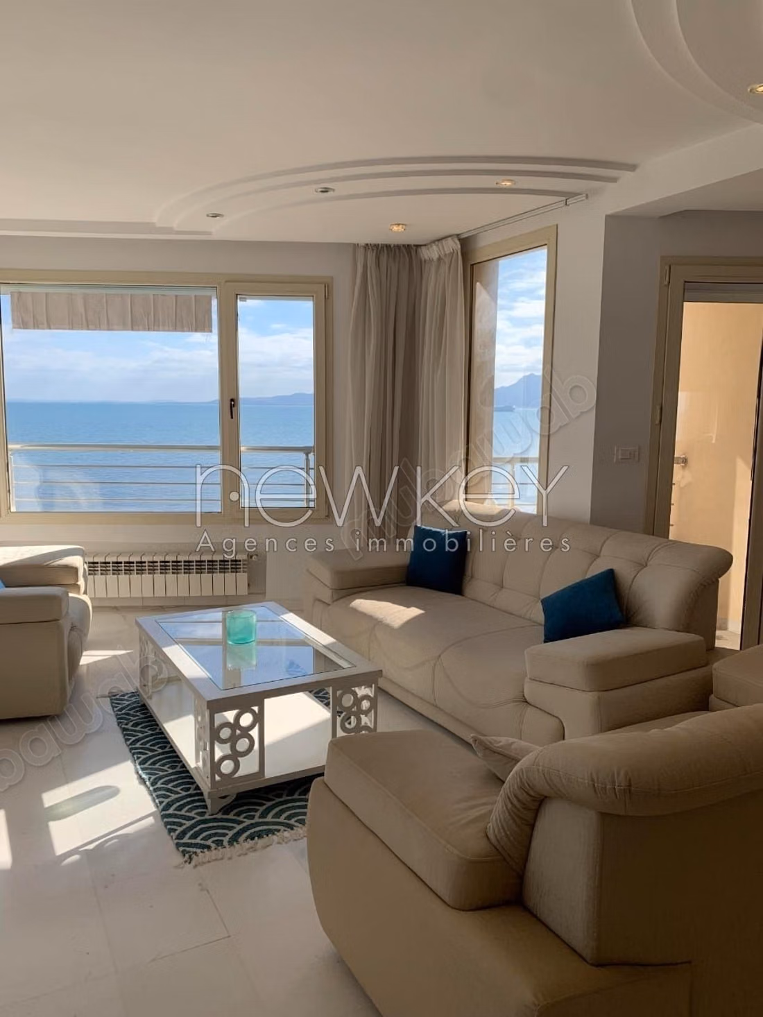 Magnificent S3 with terrace and sea view