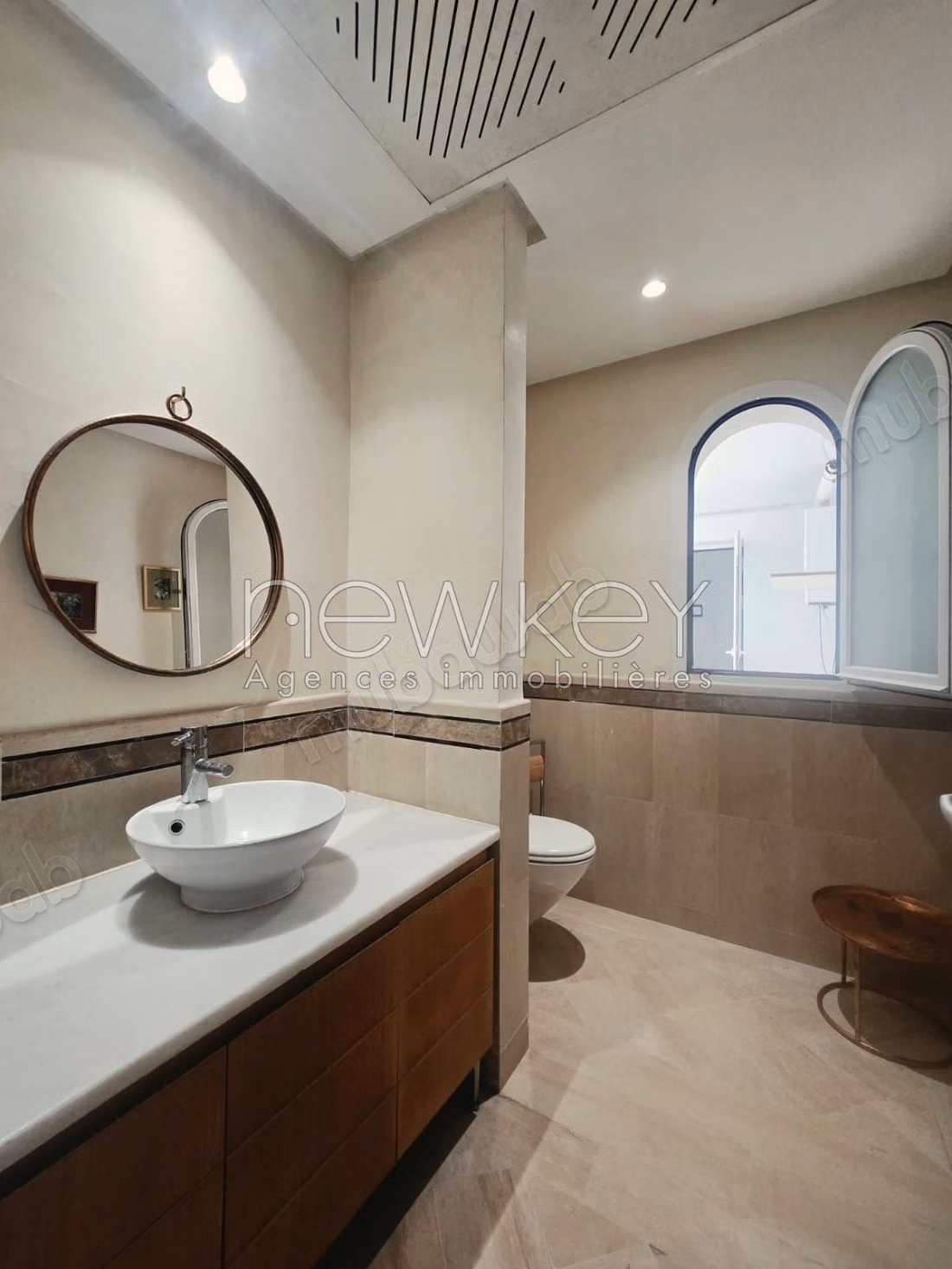 A duplex with a sea view in Gammarth
