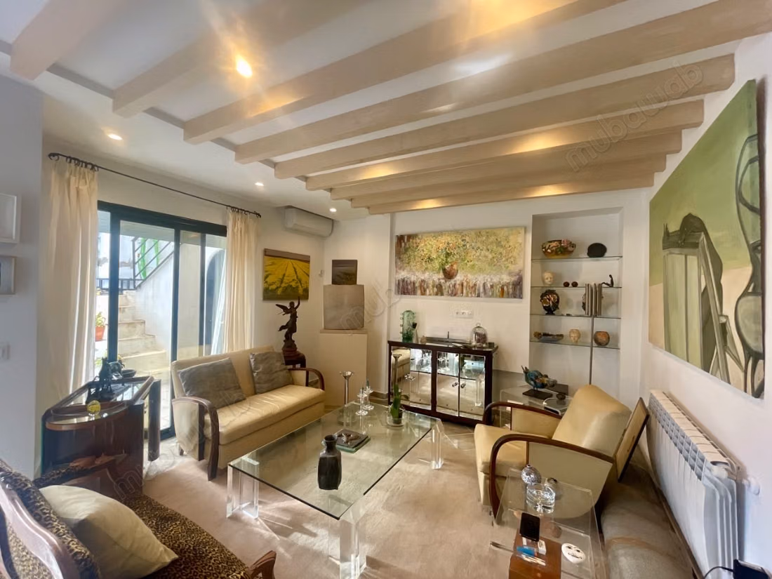 Maison S2 vide avec piscine, Gammarth supérieur