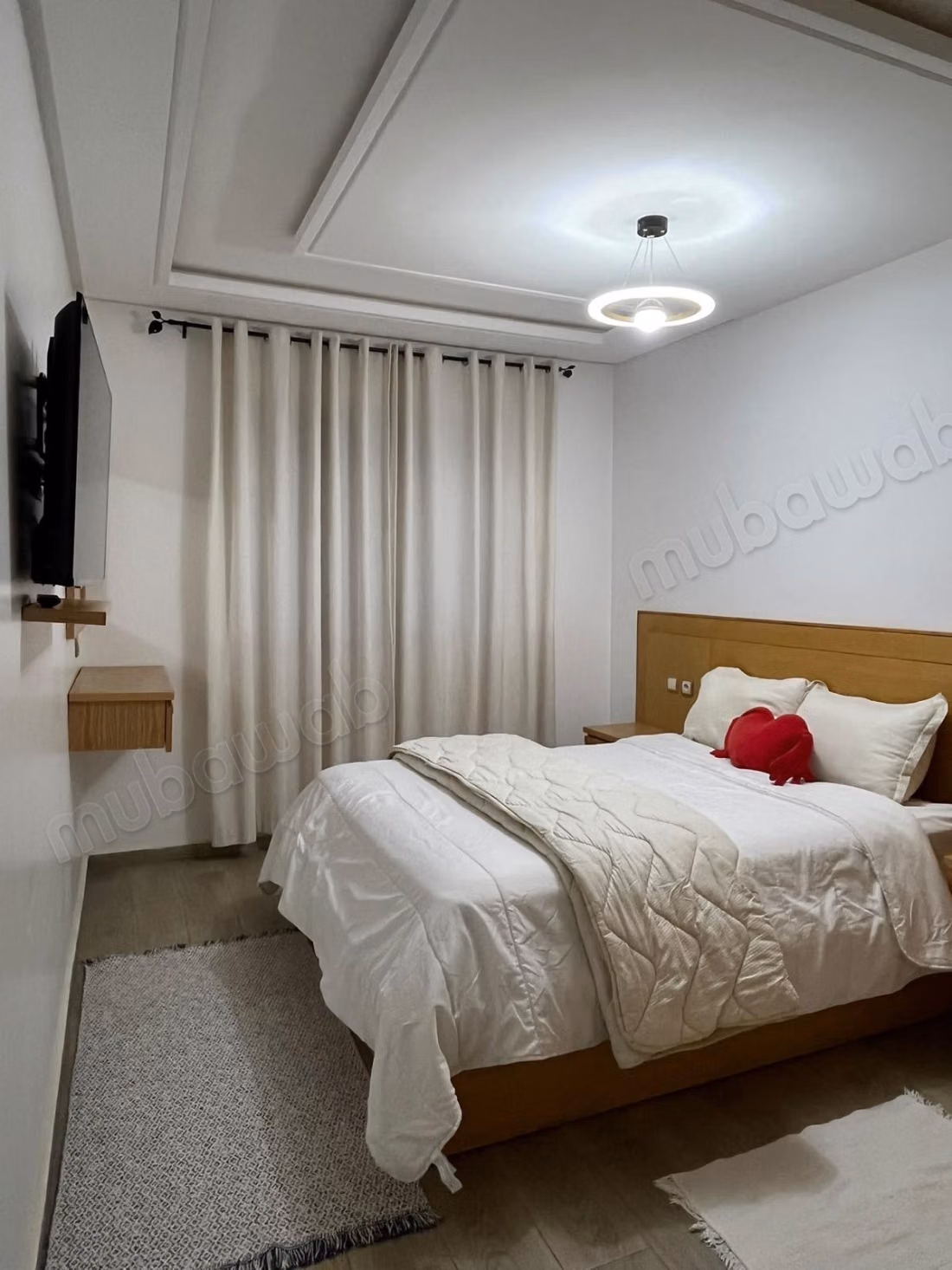 Stunning apartment for rent in the city center. Area 95 m². Well furnished