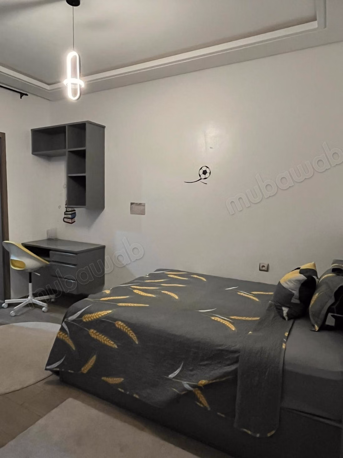 Stunning apartment for rent in the city center. Area 95 m². Well furnished