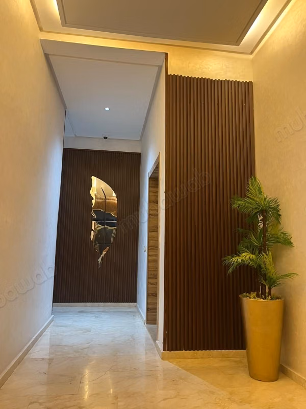 Stunning apartment for rent in the city center. Area 95 m². Well furnished