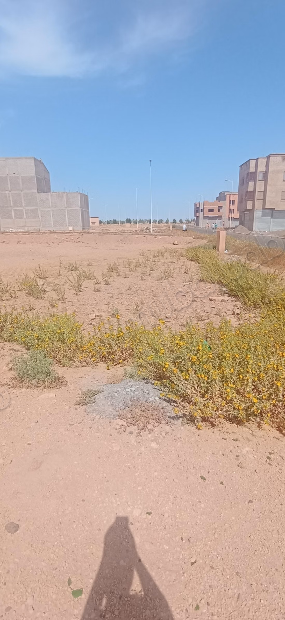 Commercial properties for sale in Qal'at al-Sraghna. Total area 175 m²