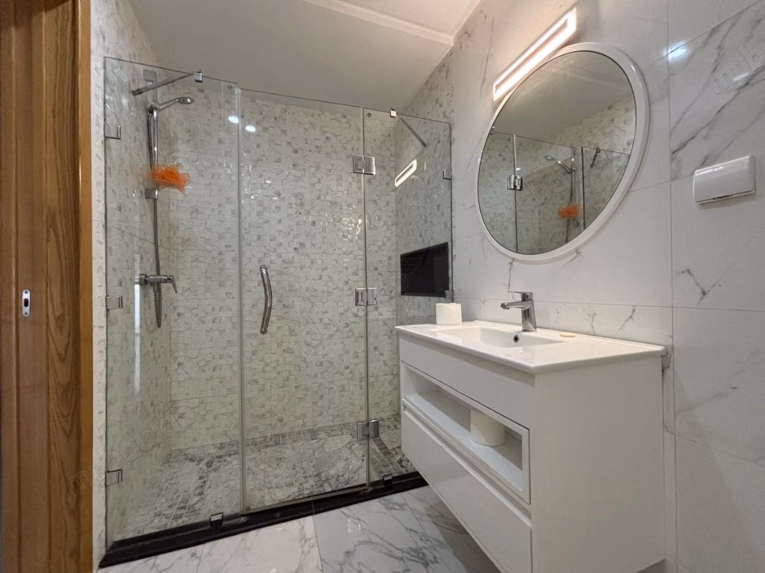 For rent, a never-lived-in S1 in Sahloul 4