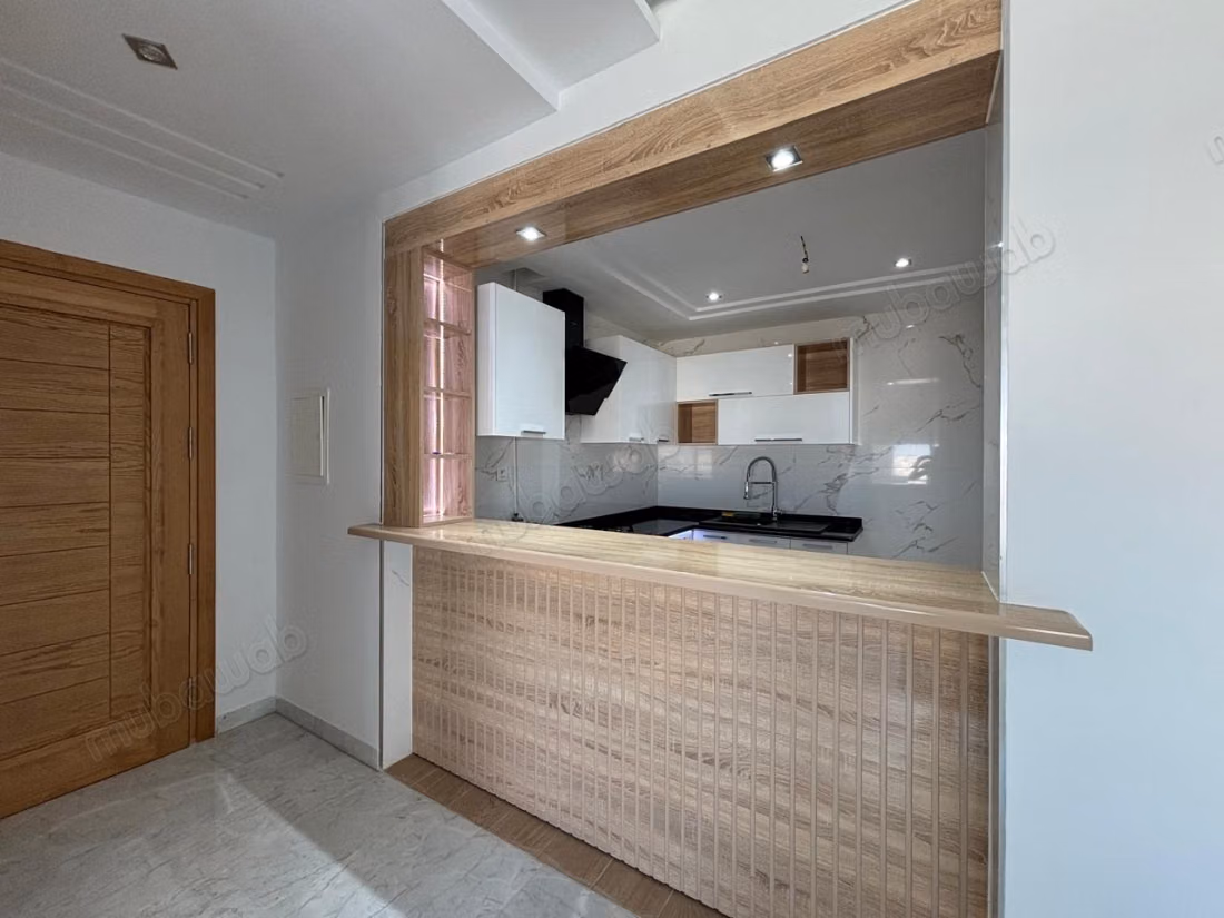 For rent, a never-lived-in S1 in Sahloul 4