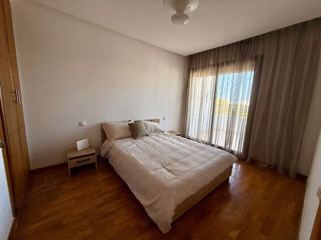 Bellissimo appartamento in affitto a Palmier. 2 camere da letto. Arredato