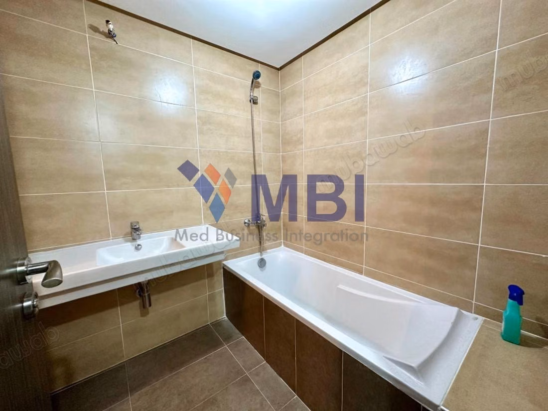 Apartamento en venta en el barrio Malabata V. M. T. 2141