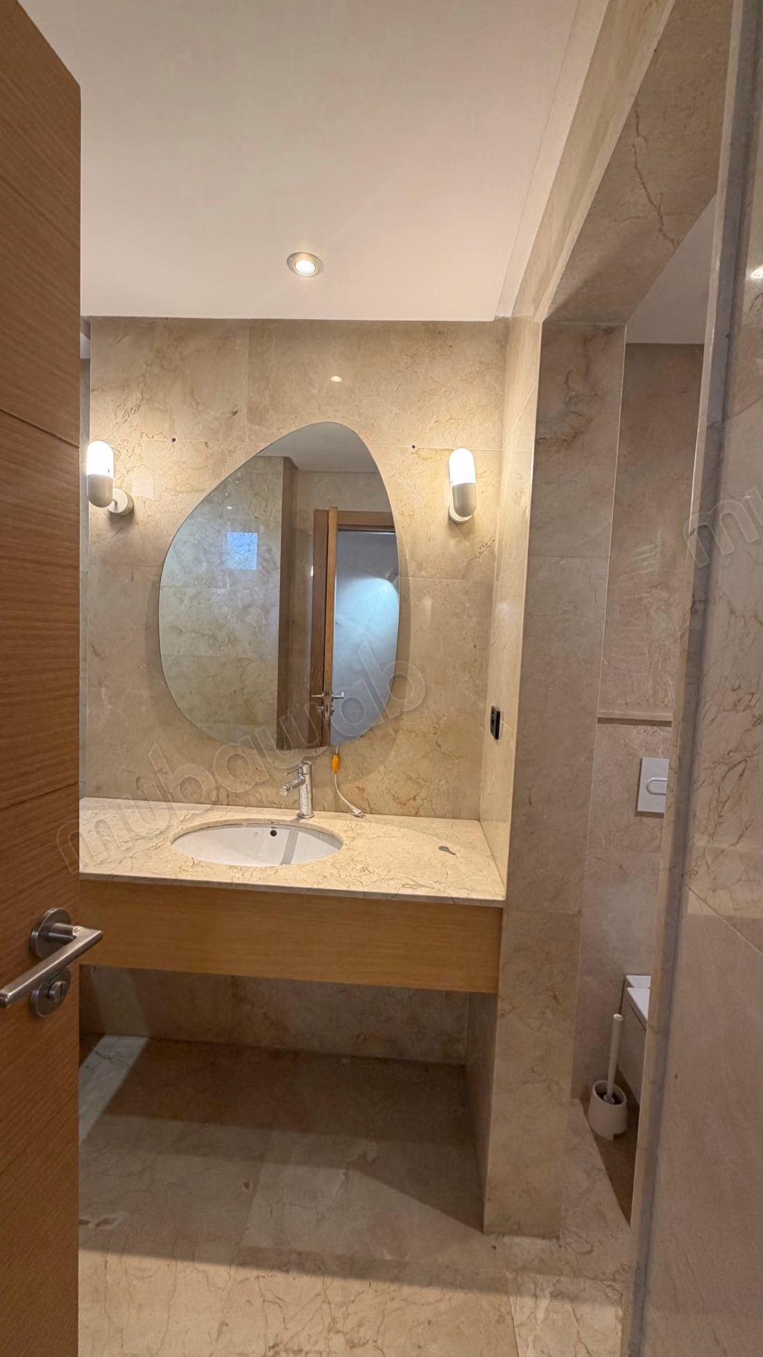 Luxury Apartment with Stunning View of the Golf