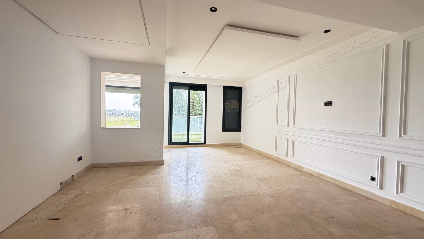 Luxury Apartment with Stunning View of the Golf