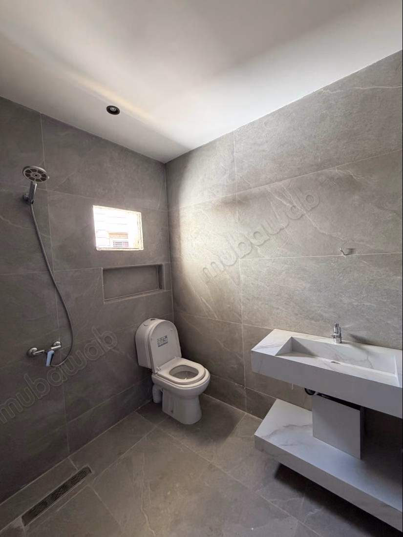 À VENDRE superbe duplex rénové 126m2,3 chambres — 6