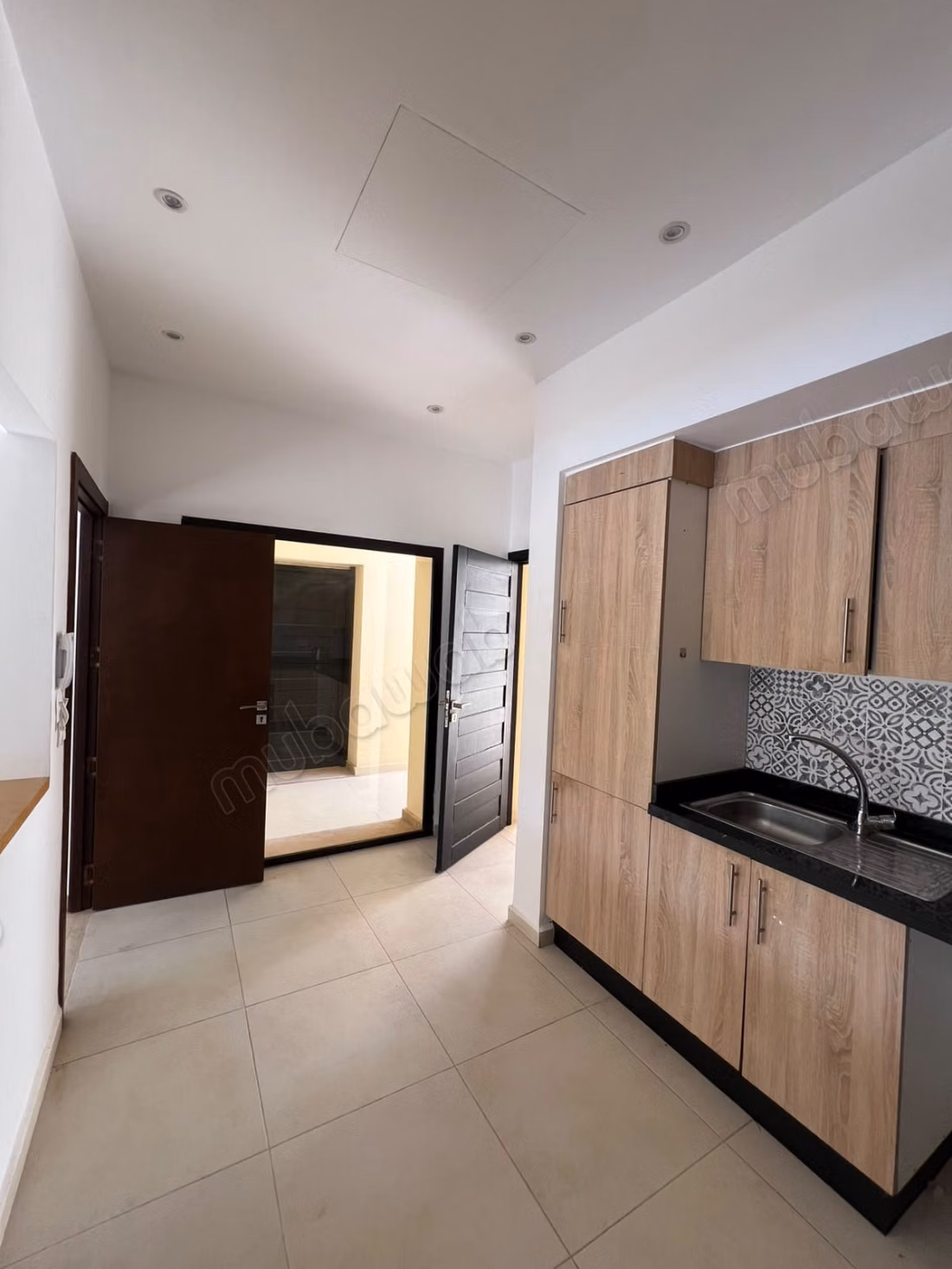 Semi-furnished villa for sale ve26315