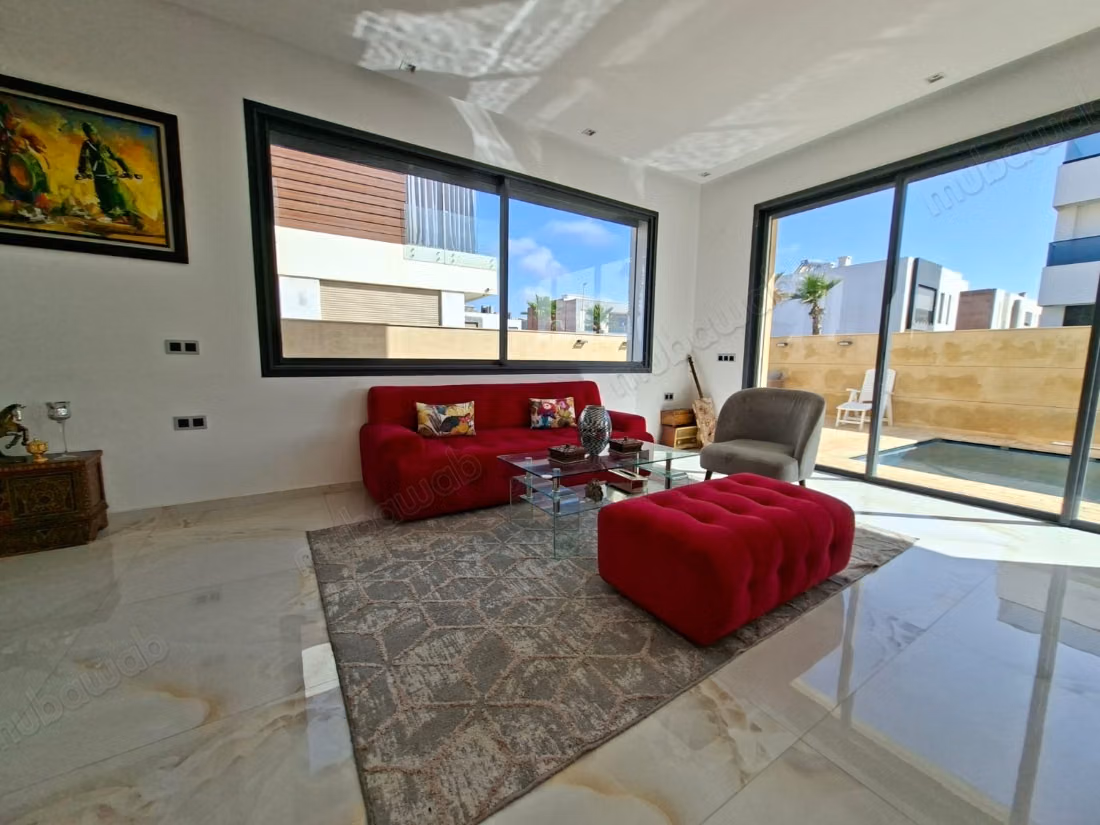 Superbe villa à louer à Harhoura. 7 pièces. Meublé