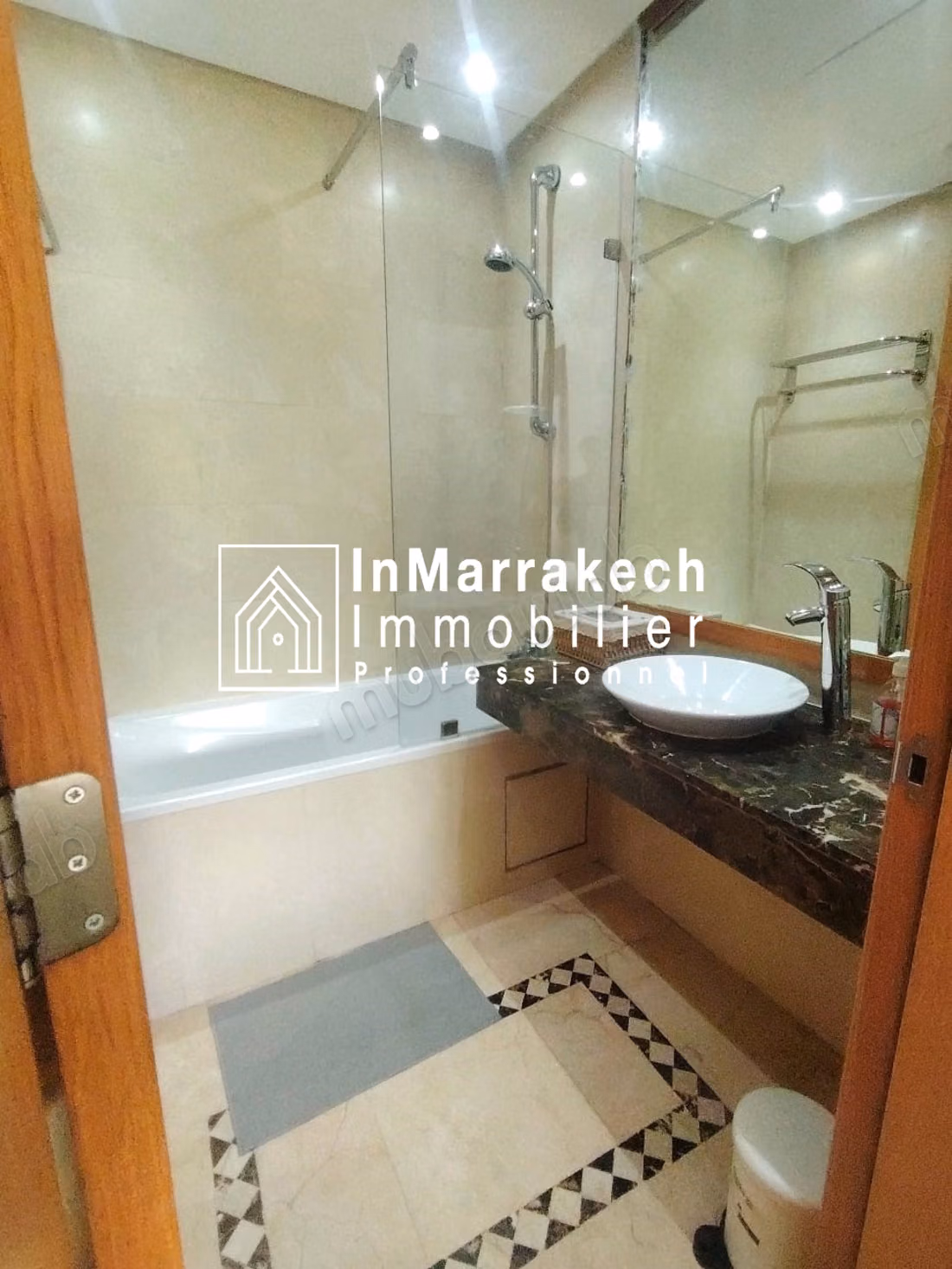 Nice furnished apartment on the ground floor for rent