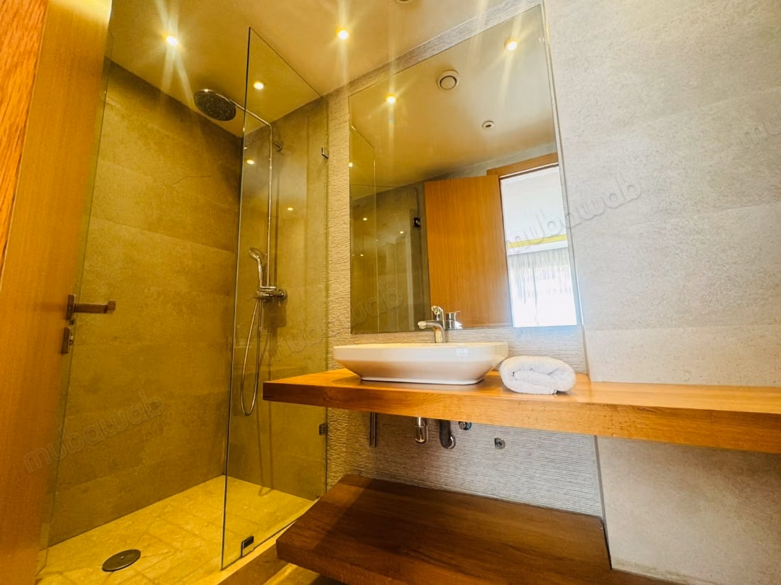 Appartement à louer meublé triangle d'or 
2 suites