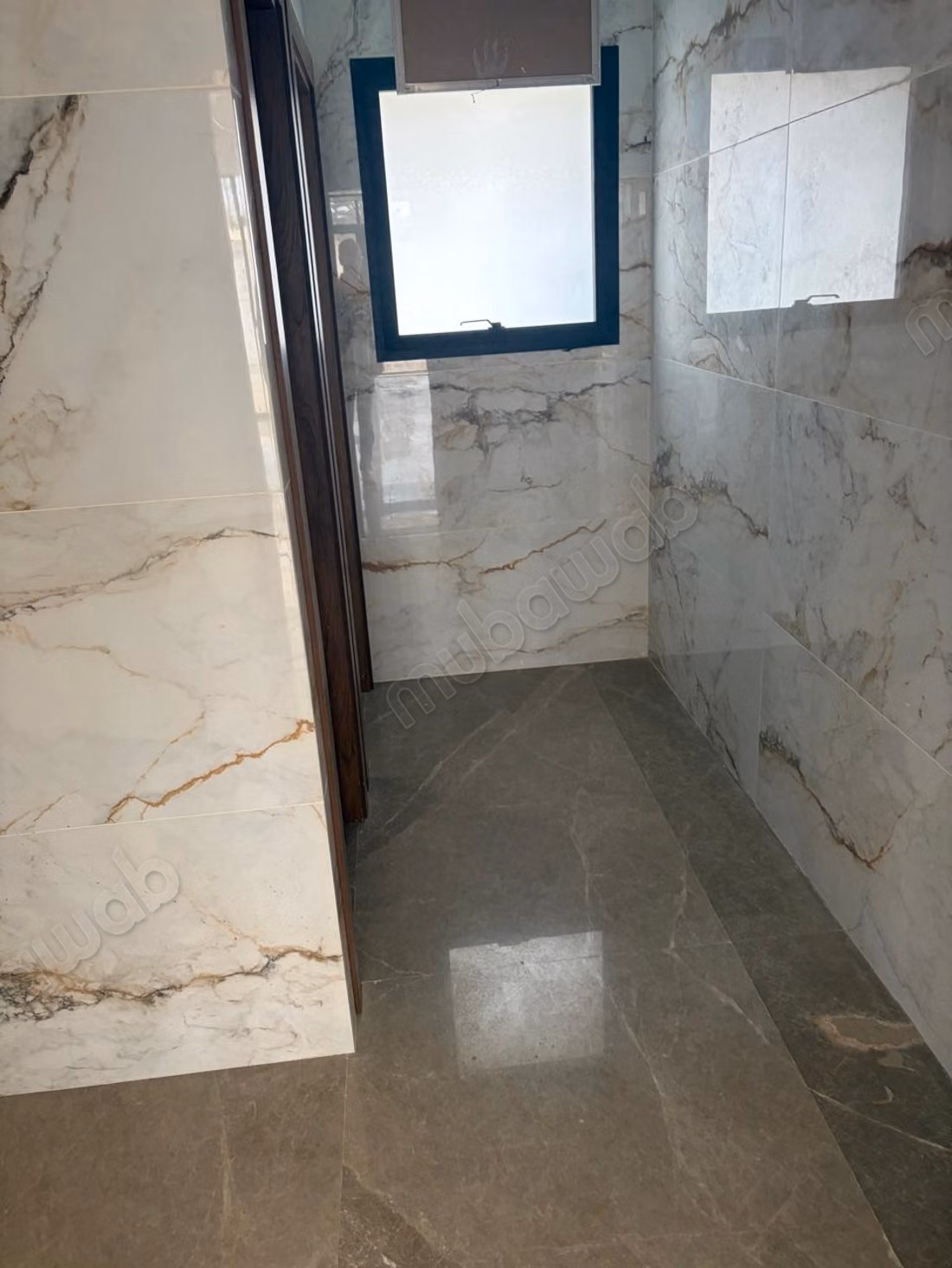 Souissi Plateau bureau neuf moderne sur 3 niveaux