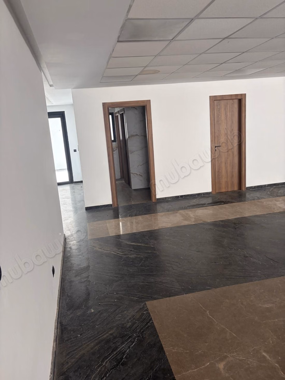 Souissi Plateau bureau neuf moderne sur 3 niveaux