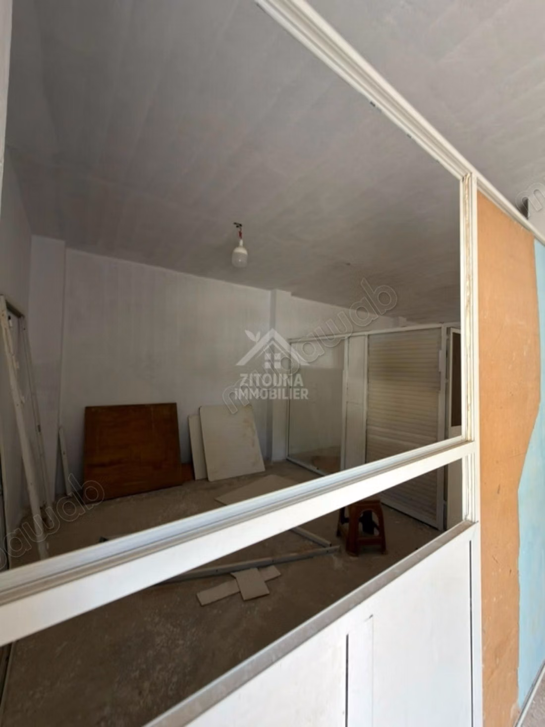 For rent a commercial space in Bhar Lazreg, La Marsa