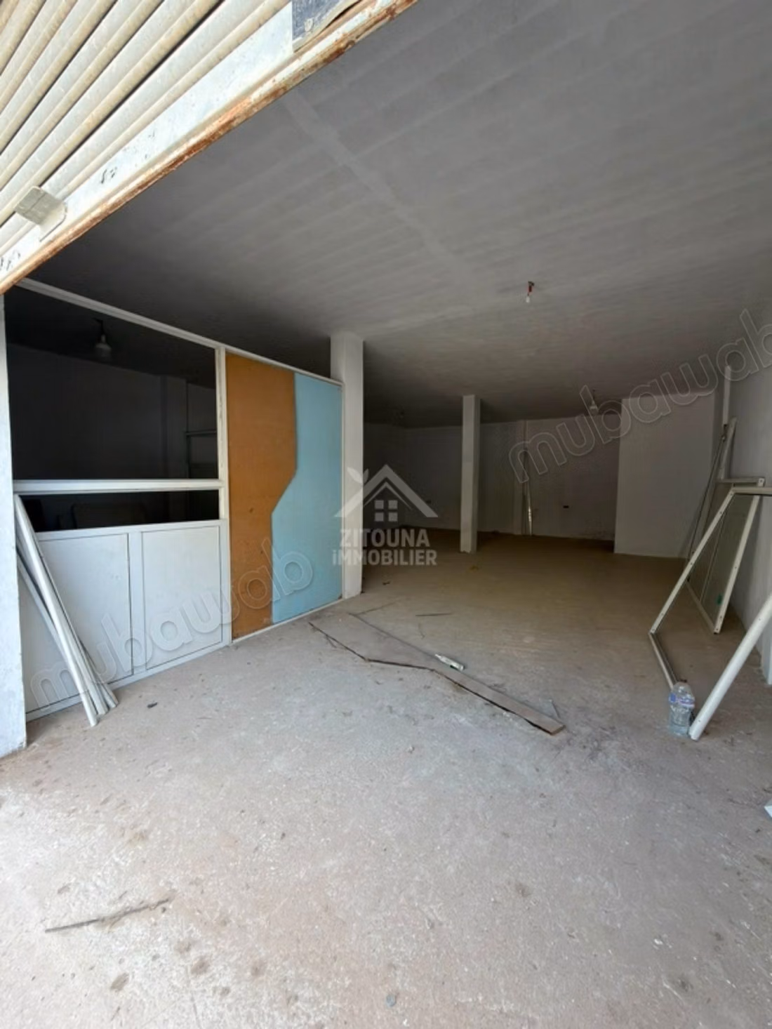 For rent a commercial space in Bhar Lazreg, La Marsa