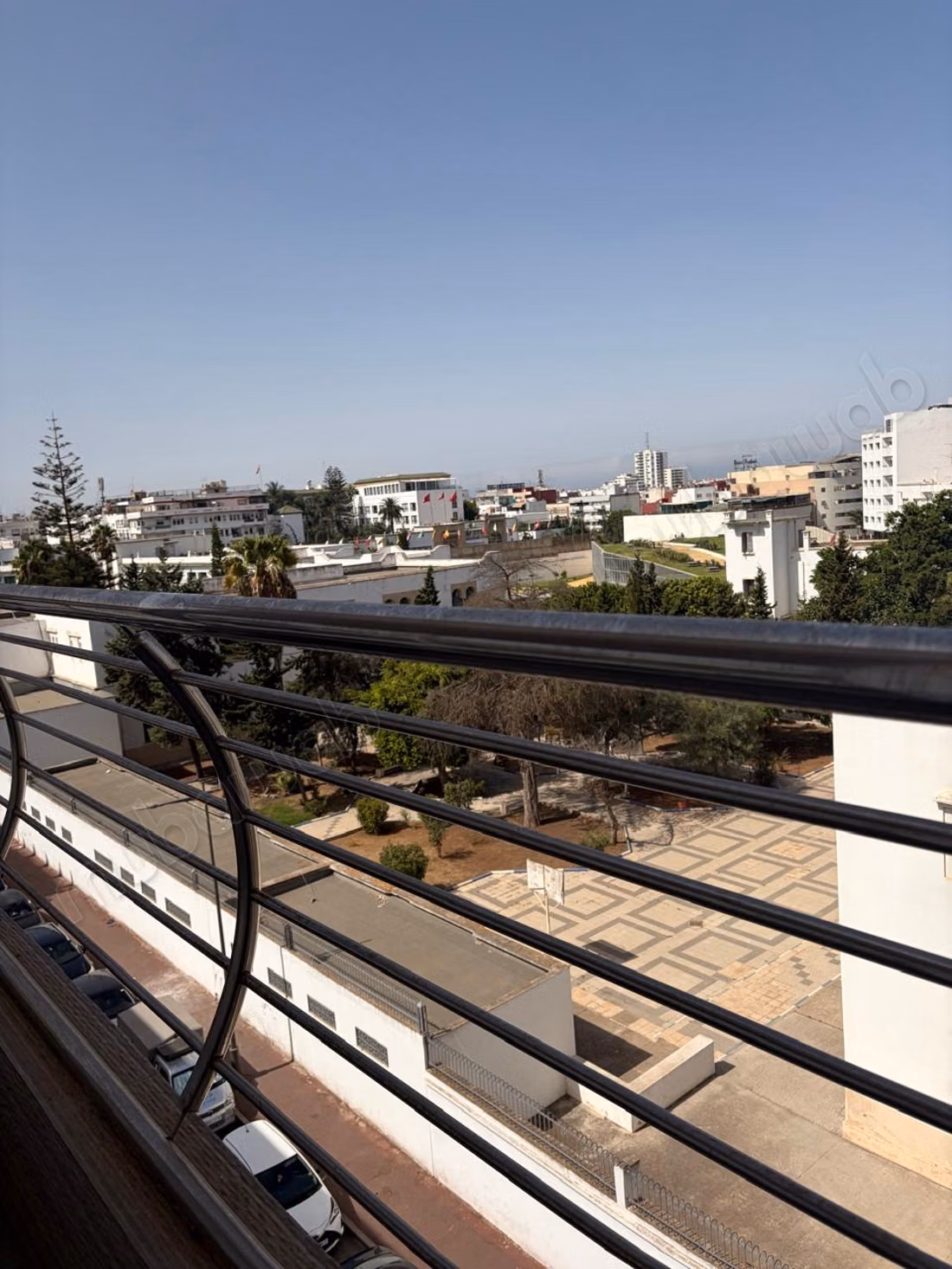 T. Hassan appat a vendre au 4eme etage — 4