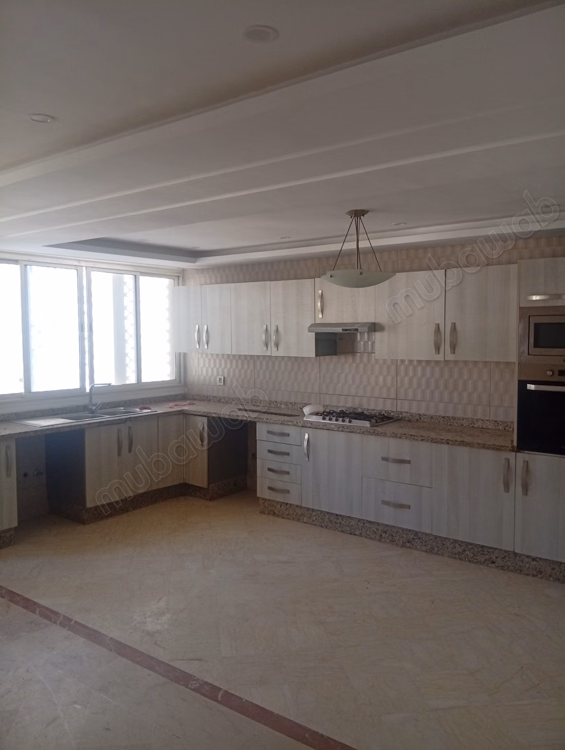 Apartment for rent in Riyad. Area 160 m². Fully equipped kitchen
