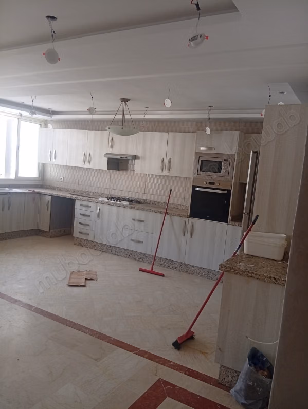 Apartment for rent in Riyad. Area 160 m². Fully equipped kitchen