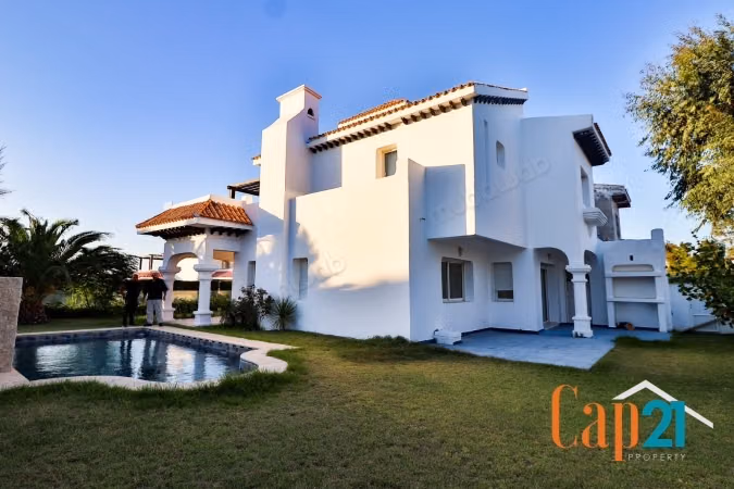 Magnífica villa nueva en alquiler