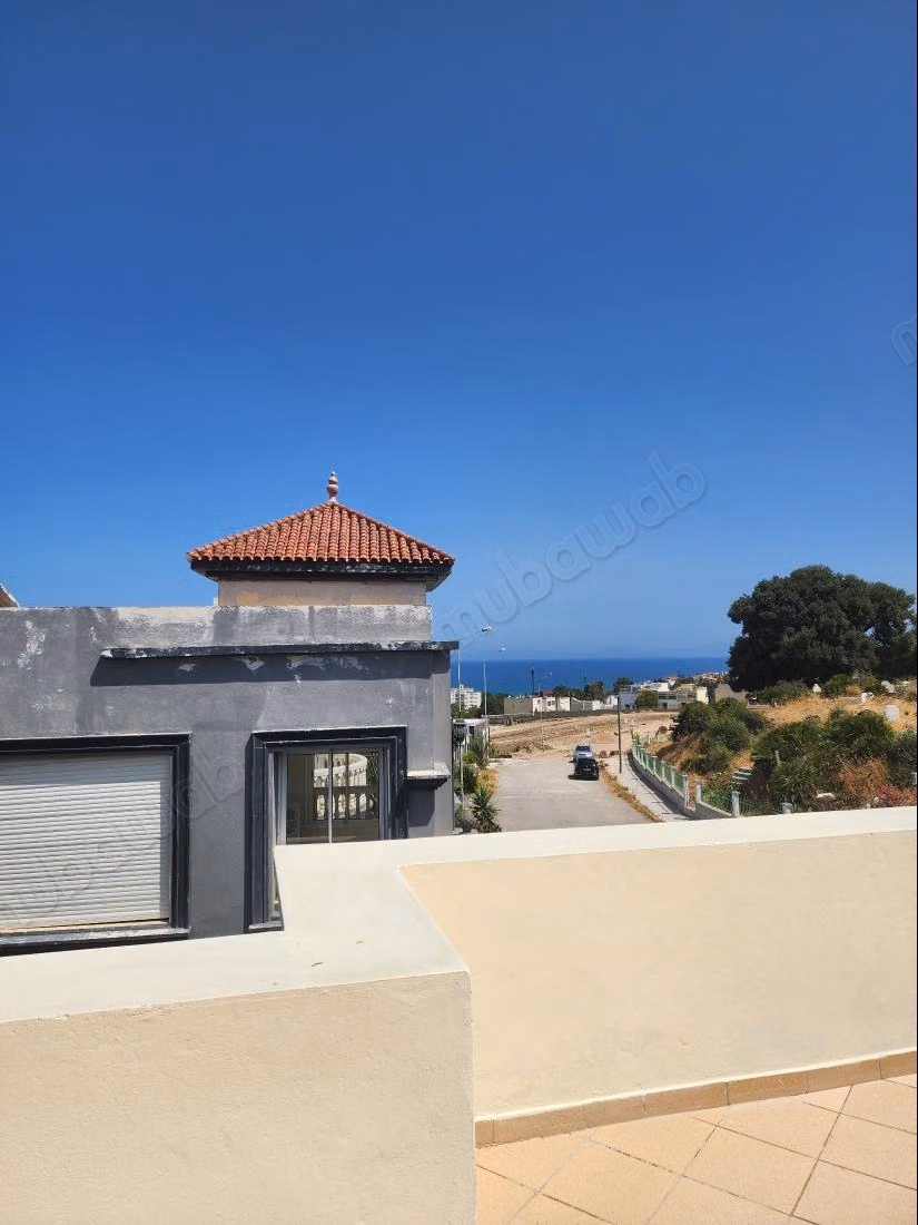 Villa con vista al mar en el centro de la ciudad de Tánger
