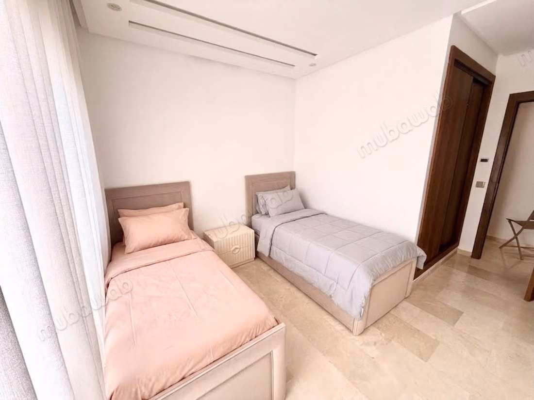 Affitto di un bellissimo appartamento a Palmier. 3 locali. Ammobiliato