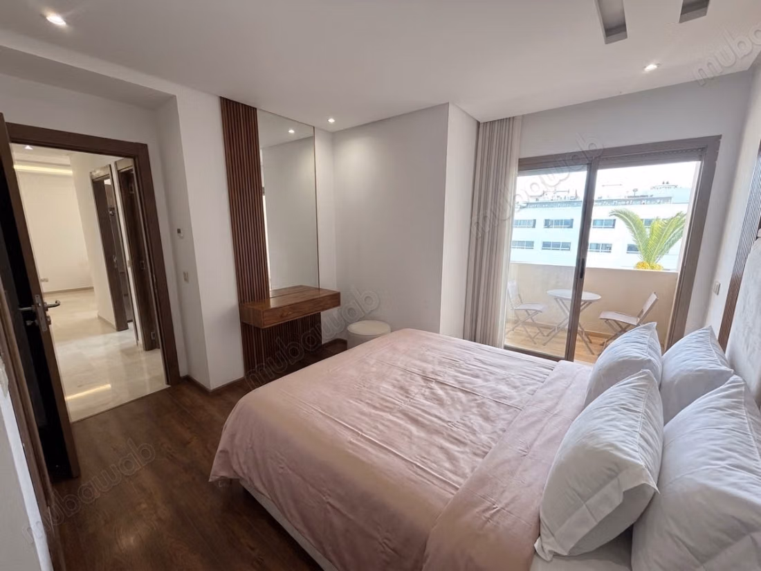 Affitto di un bellissimo appartamento a Palmier. 3 locali. Ammobiliato