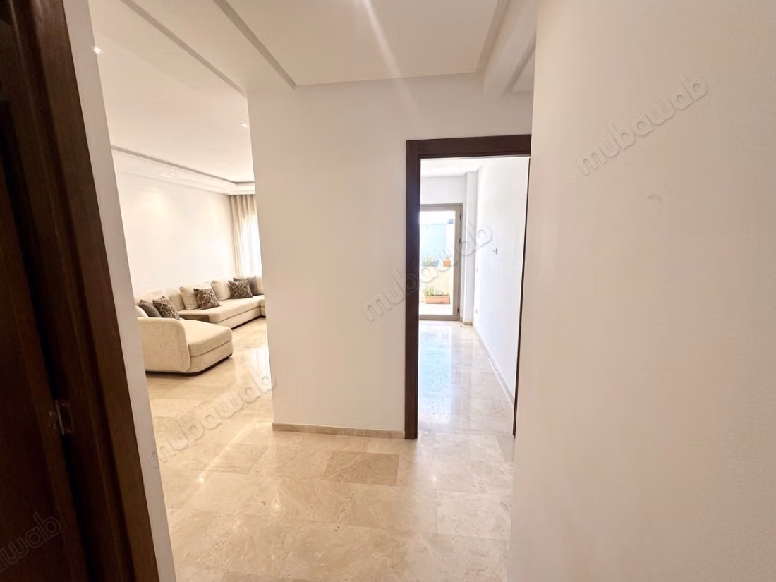 Affitto di un bellissimo appartamento a Palmier. 3 locali. Ammobiliato