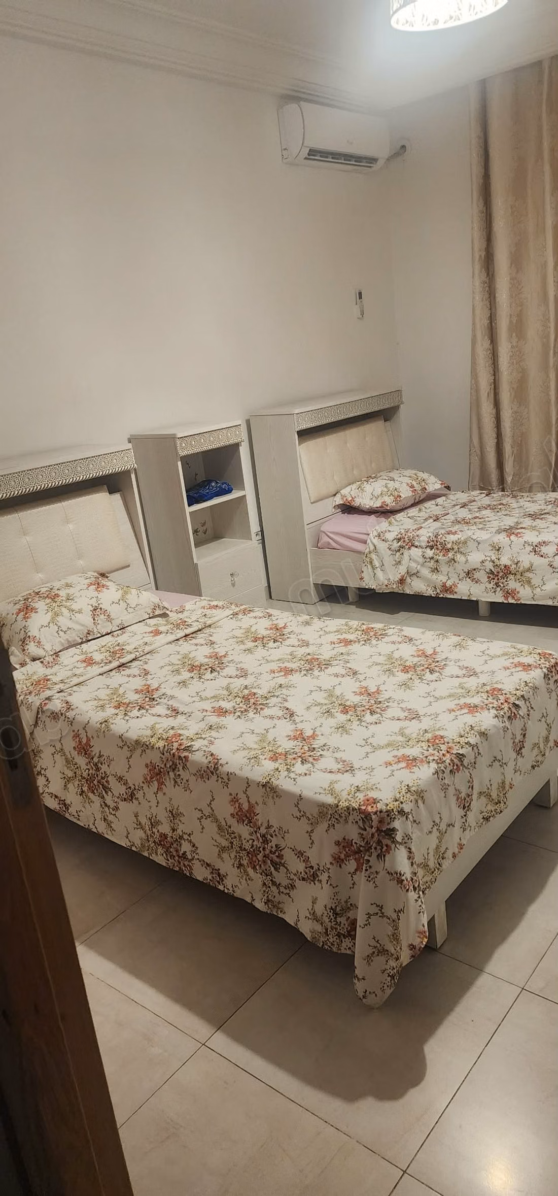 Large S2 120 m²• Airport 10 min• Lake 2 • Parking