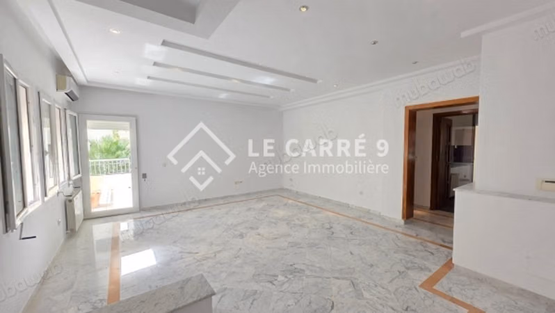 For rent empty S3 apartment at Lake 2
