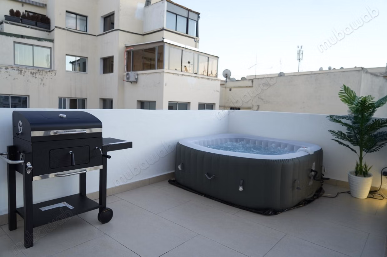 Appartamento con 2 camere da letto con pergola e jacuzzi