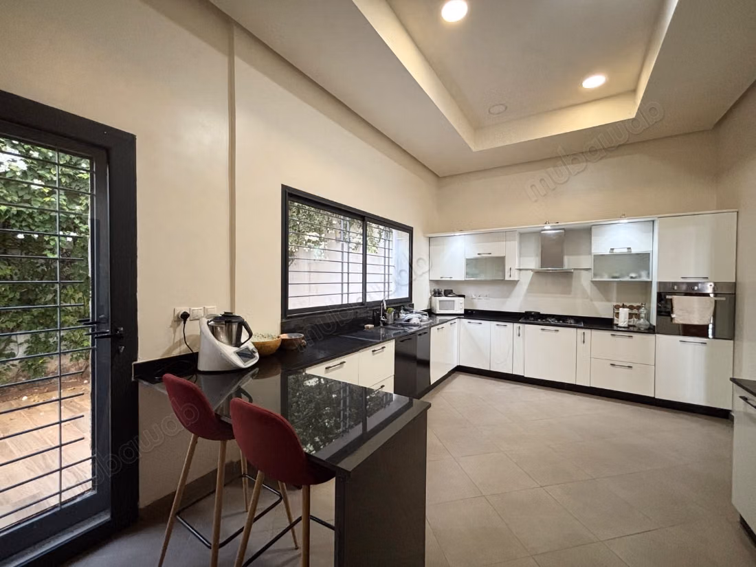 Duplex villa with sea view for sale in Dar Bouazza