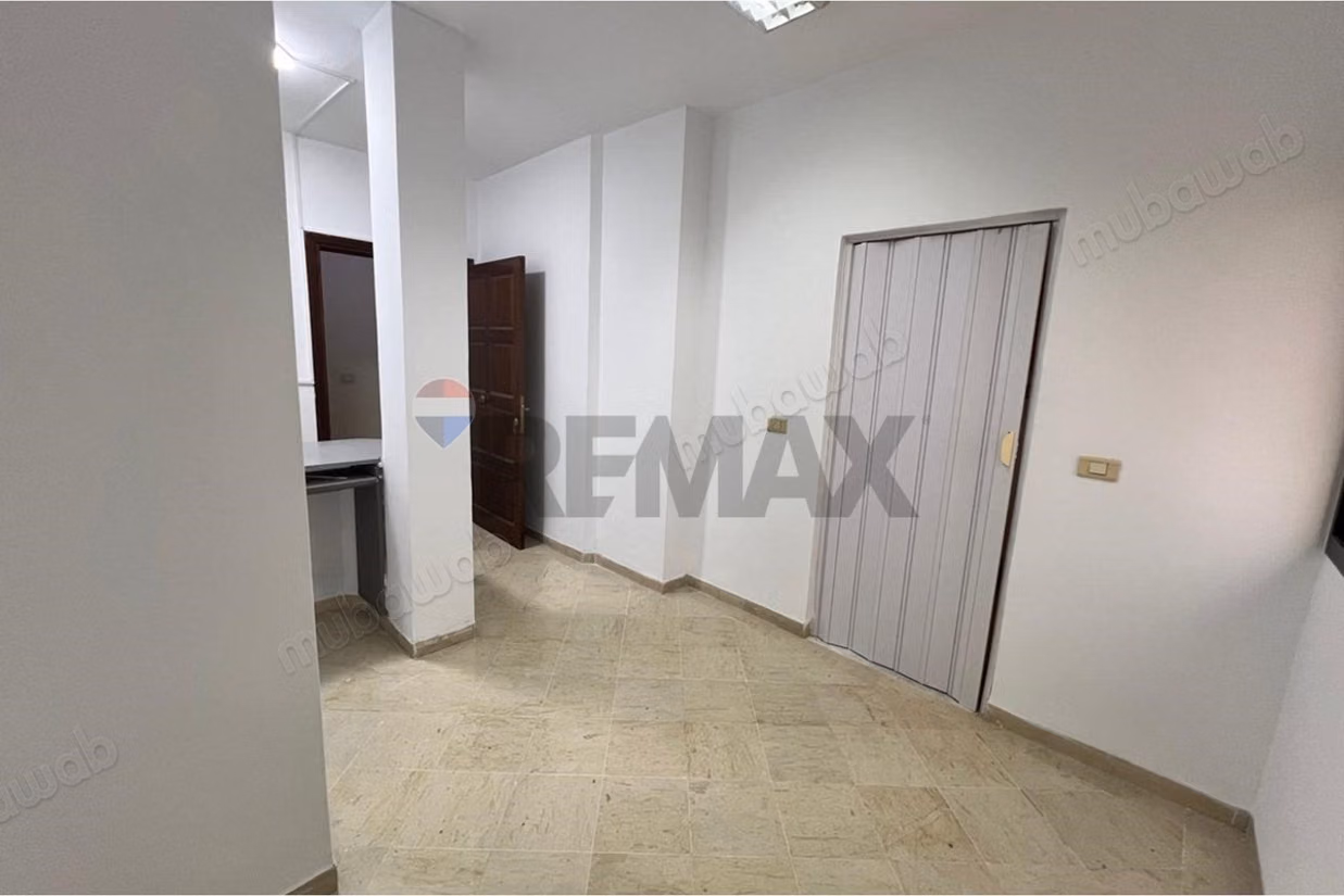 À vendre S2 Bureau ou Habitation Ennasr 1
