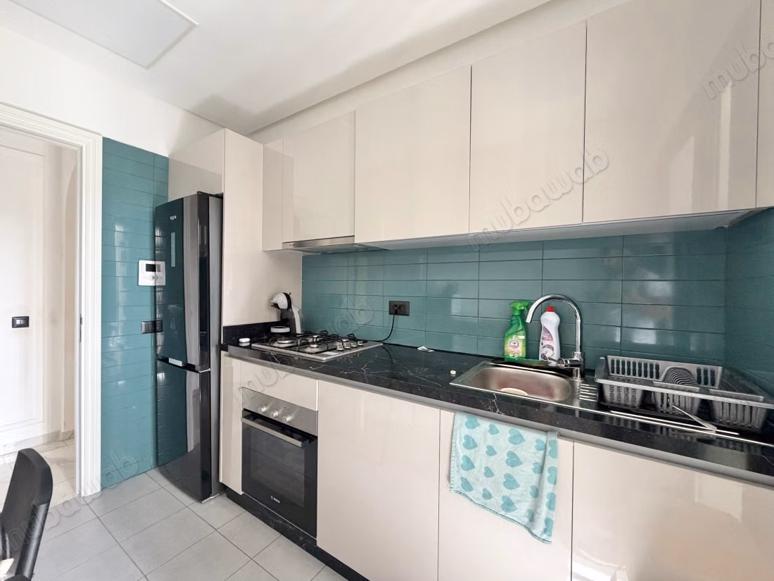 Bel appartement en location à Ain Diab Extension. 4 pièces confortables. Meublé