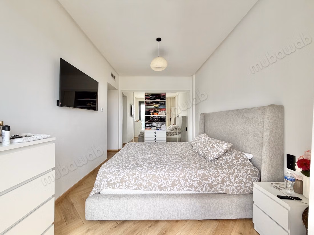 Bel appartement en location à Ain Diab Extension. 4 pièces confortables. Meublé