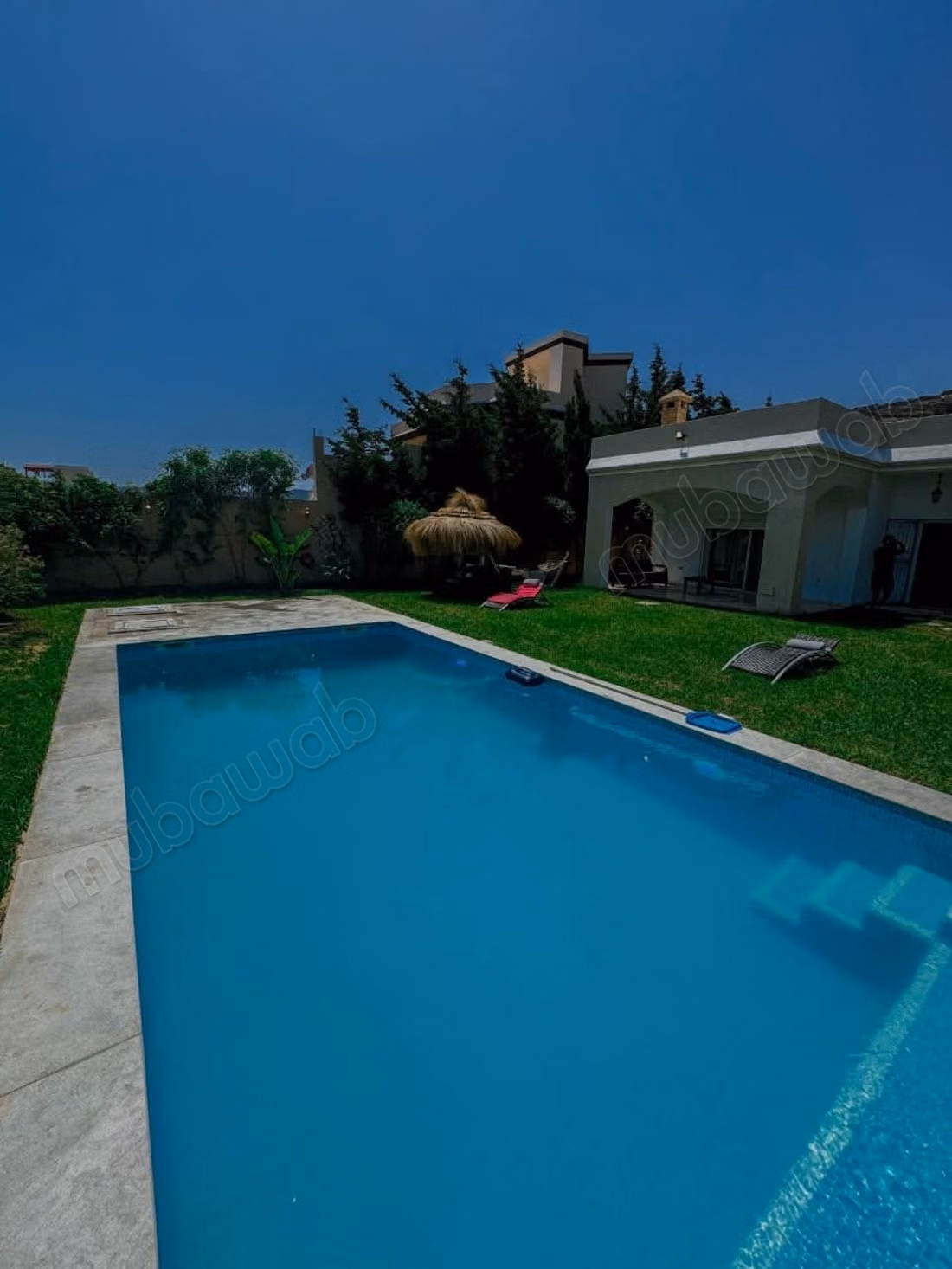 Magnifica villa in vendita. 2 camere. Arredata