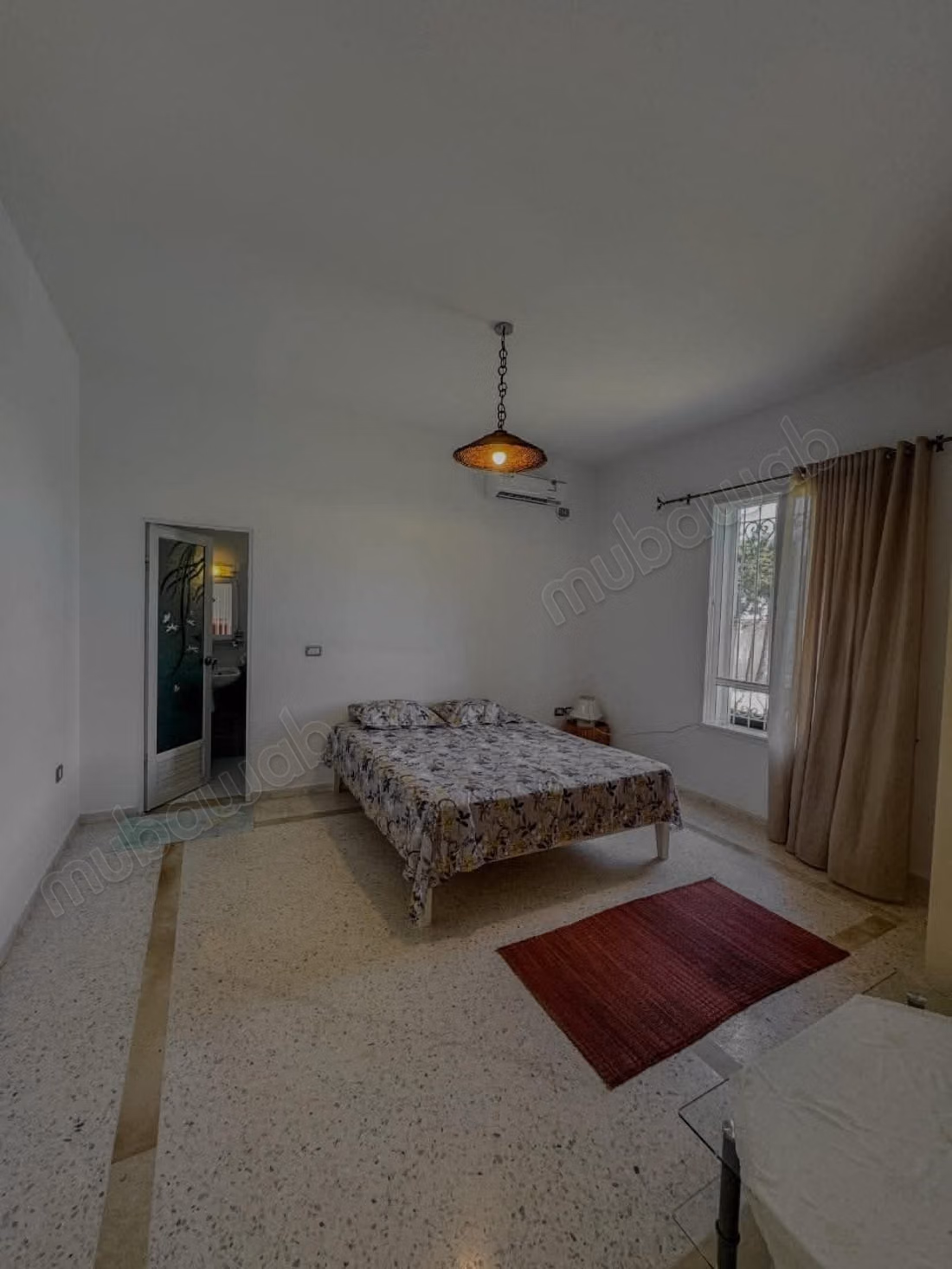 Magnifica villa in vendita. 2 camere. Arredata