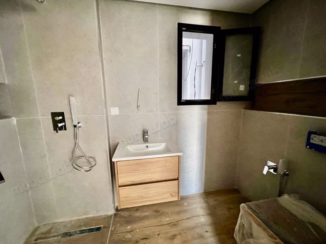 In vendita appartamento s2 nuovo ad Ain Zaghouan Nord