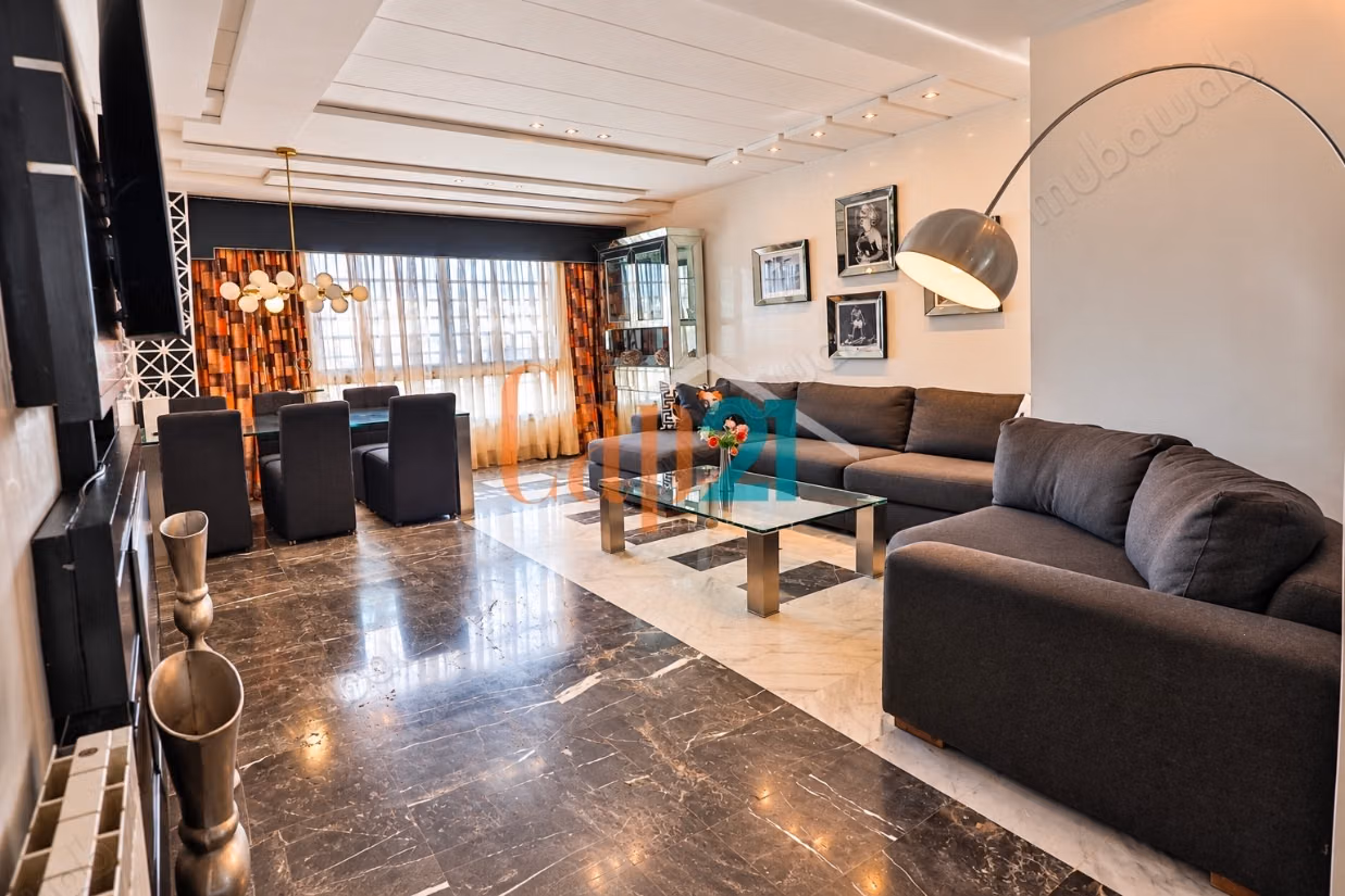 Luxueuze duplex te huur met uitzicht op zee