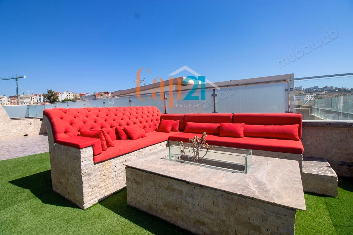 Luxueuze duplex te huur met uitzicht op zee