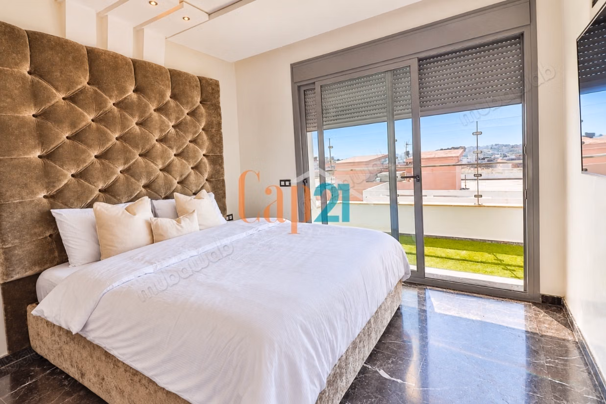 Luxueuze duplex te huur met uitzicht op zee