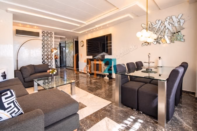 Luxueuze duplex te huur met uitzicht op zee
