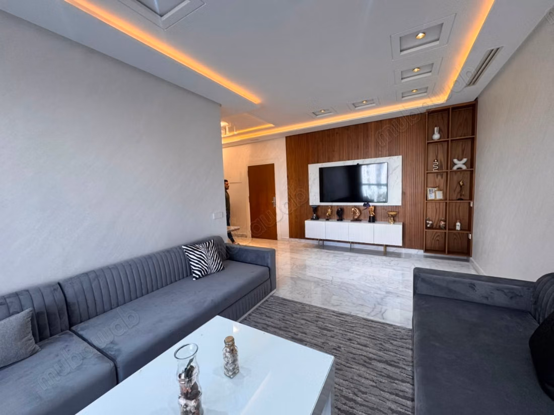 Bel apartamento amueblado en Nejma