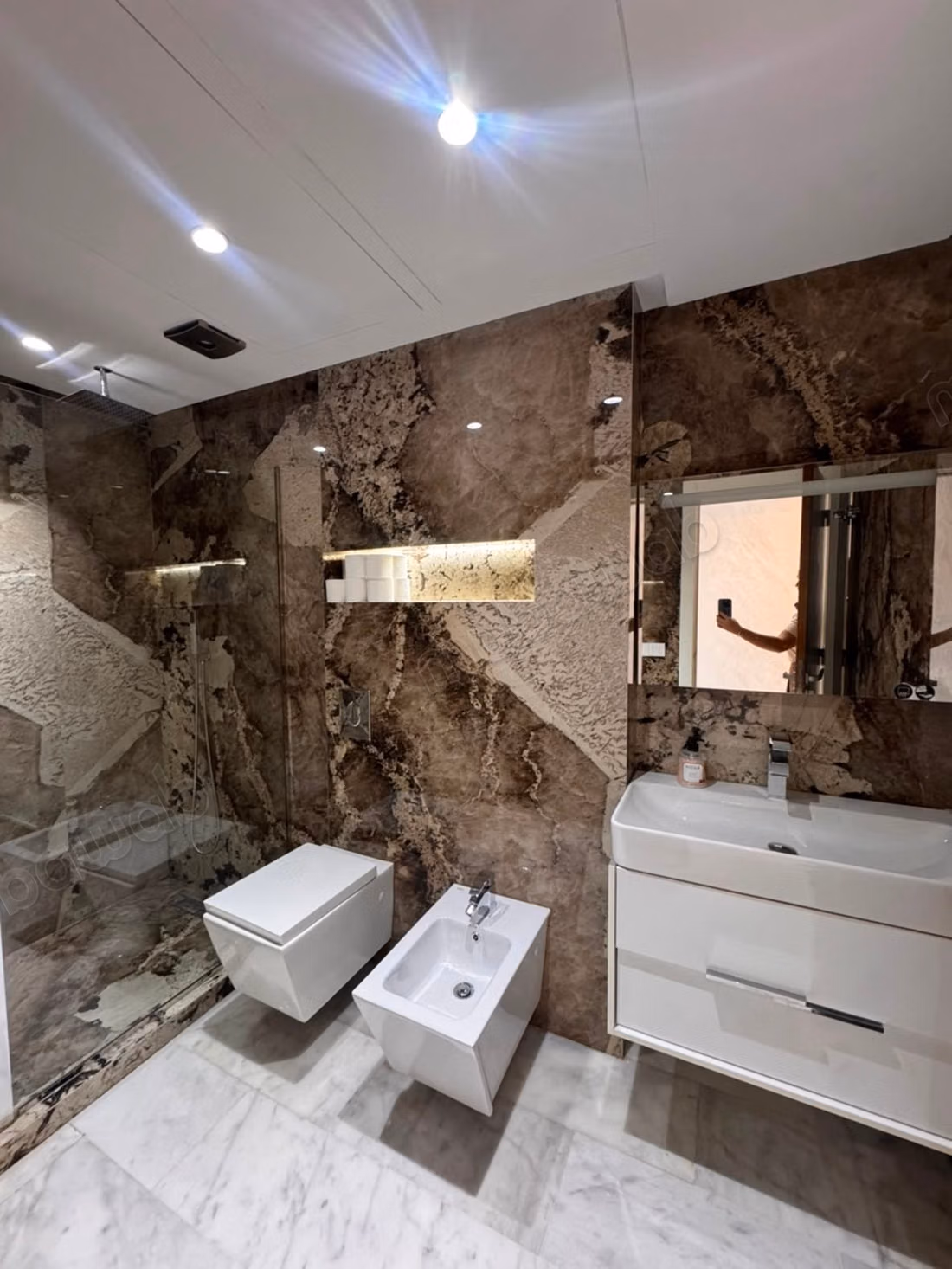 Bel apartamento amueblado en Nejma