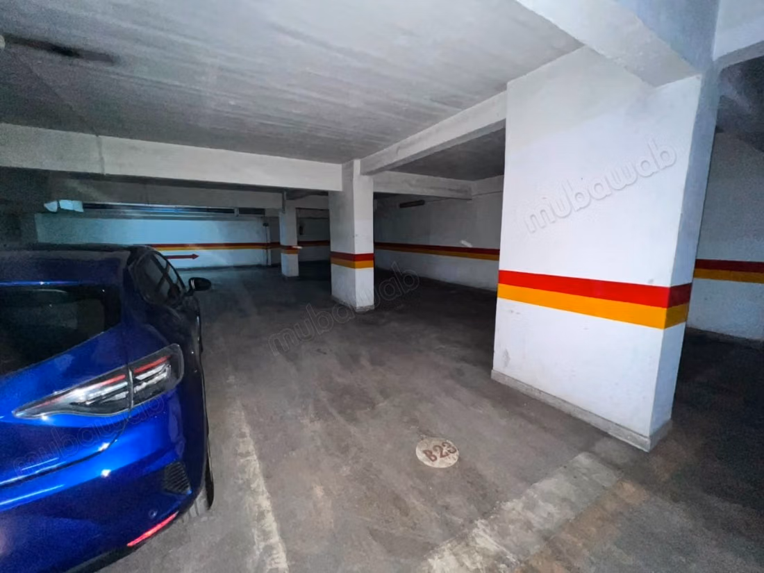 Find an apartment to buy in Guéliz. Total area 113 m². Residence with caretaker, general air conditioning