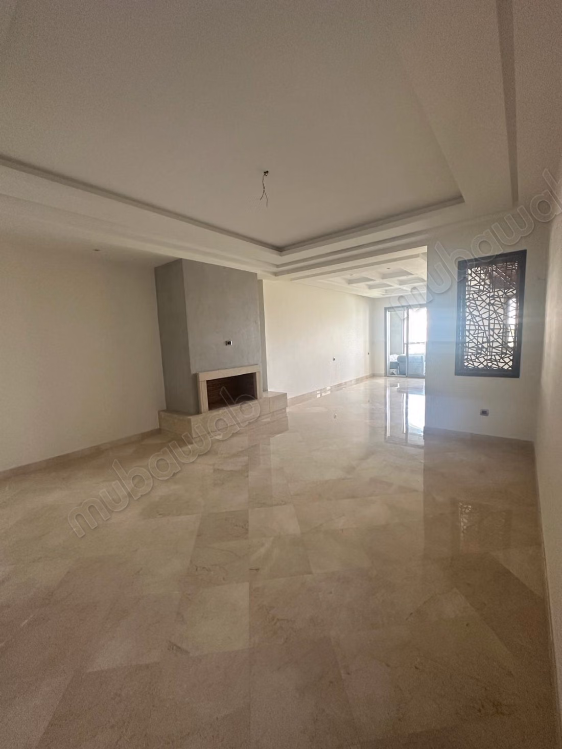 Te huur appartement 238 m² 3 kamers