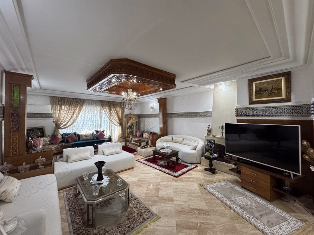 Appartement d'exception à vendre quartier hôpitaux — 2