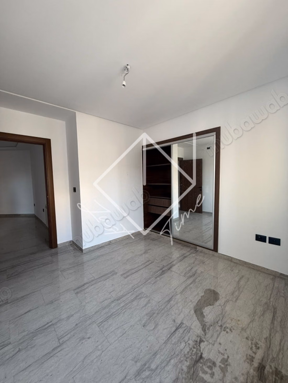 S1 apartment never inhabited for rent in El Gha neighborhood